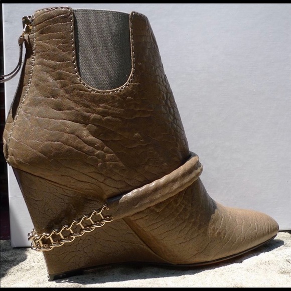 Givenchy gray wedge chain boots 37 - Picture 5 of 9